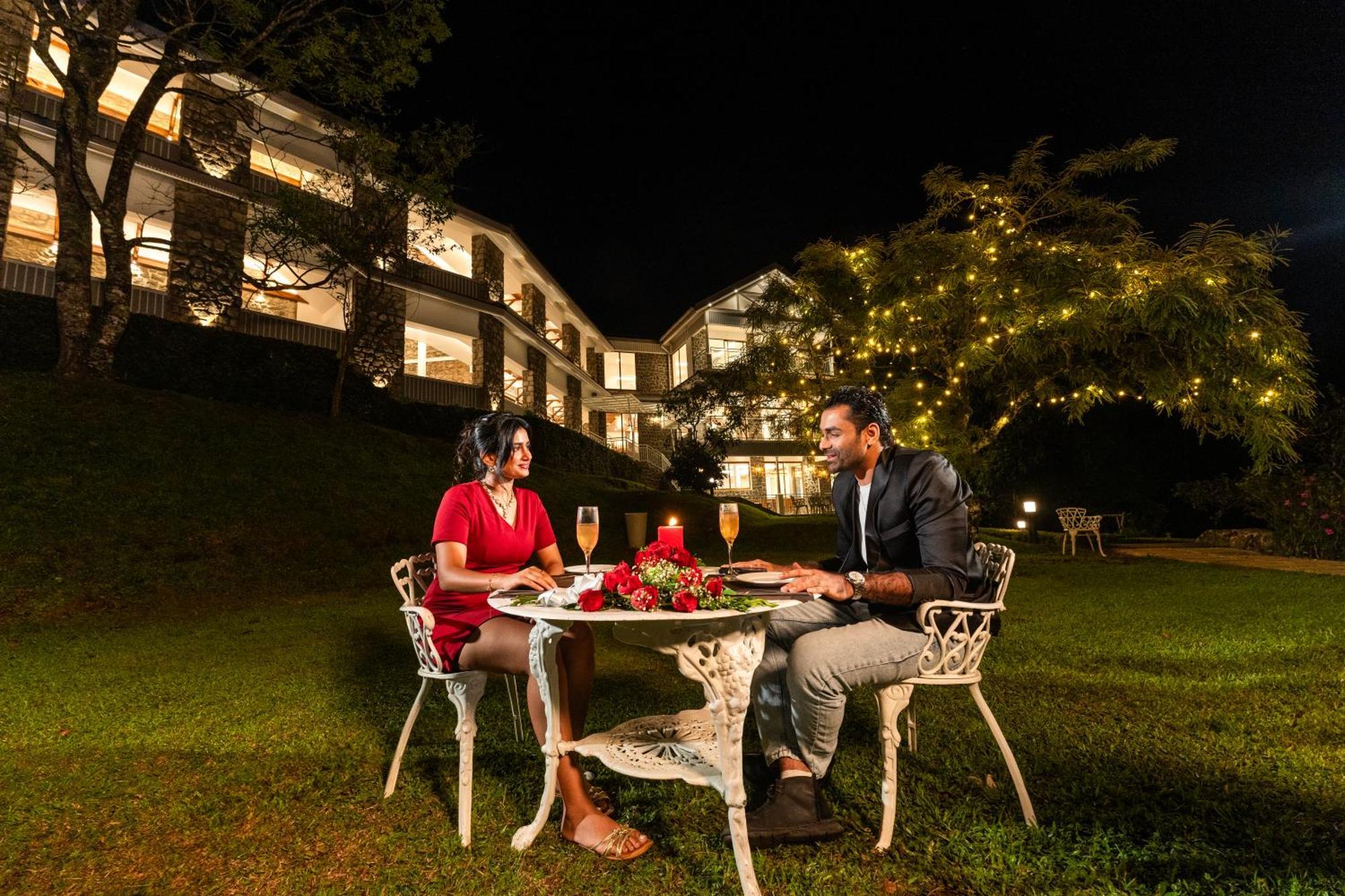 Le Montfort Resort Munnar Bagian luar foto