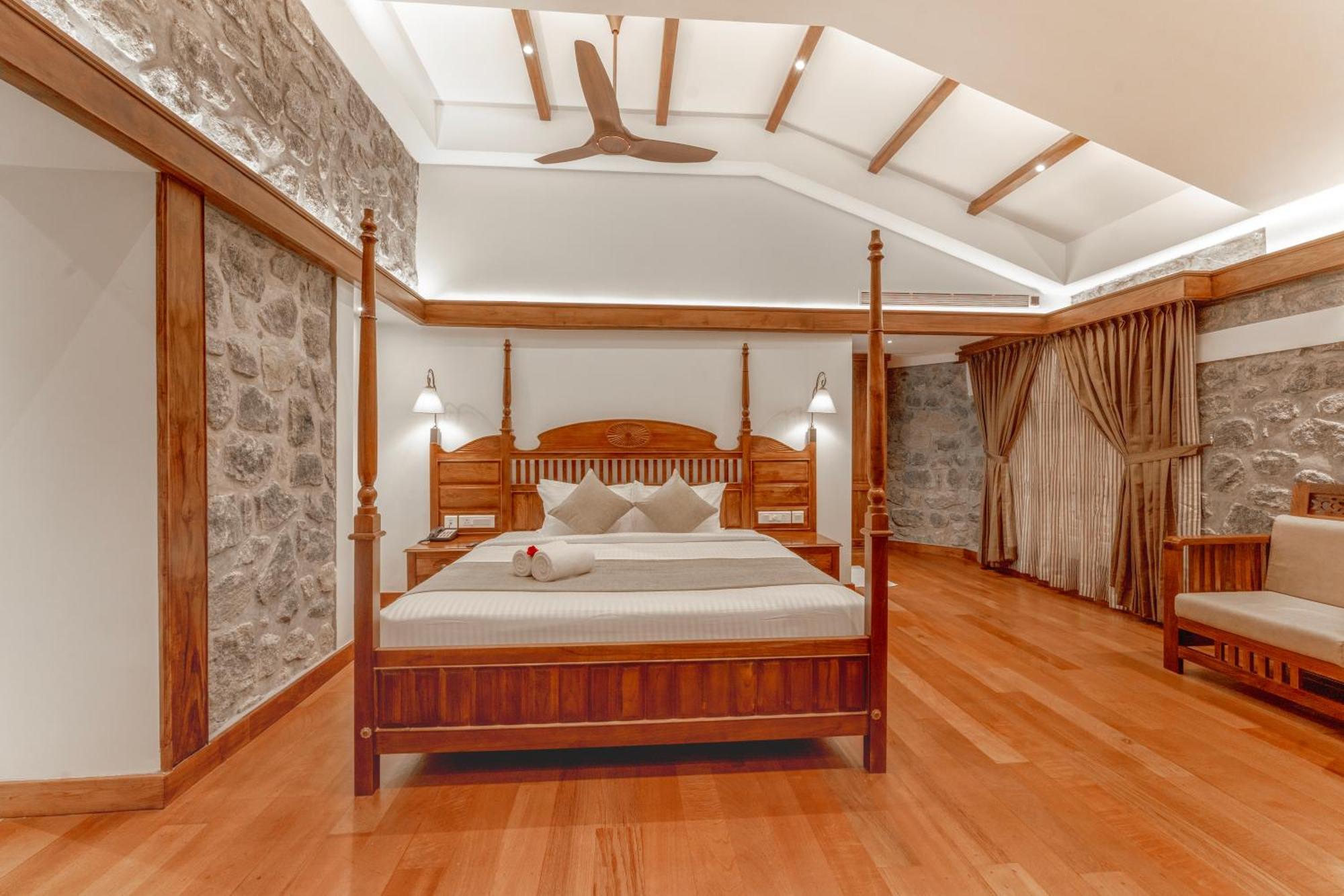 Le Montfort Resort Munnar Bagian luar foto