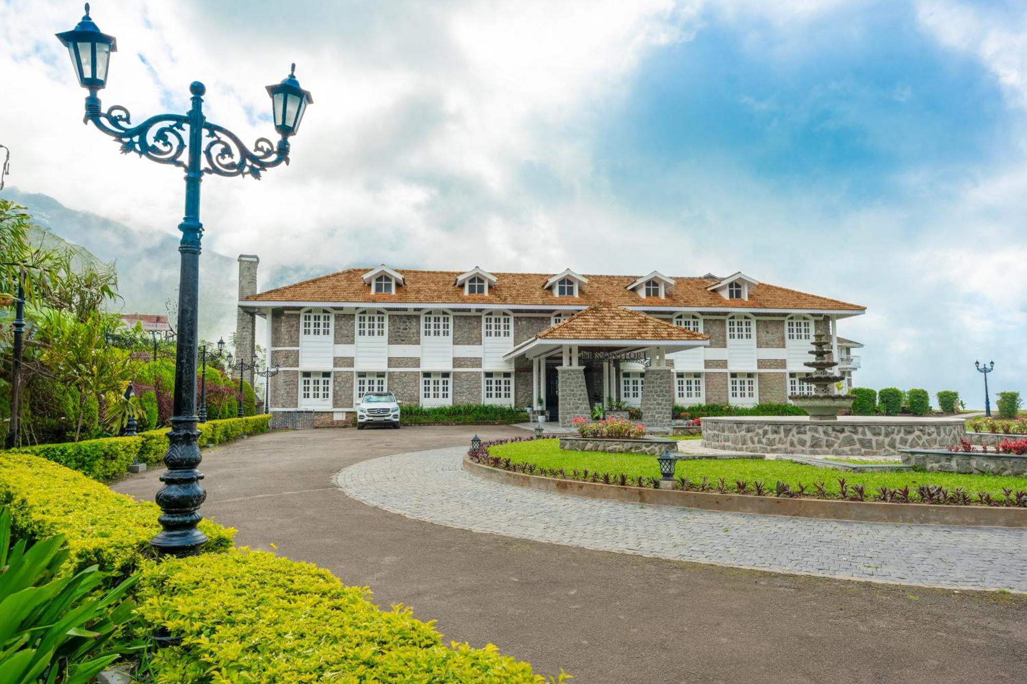 Le Montfort Resort Munnar Bagian luar foto