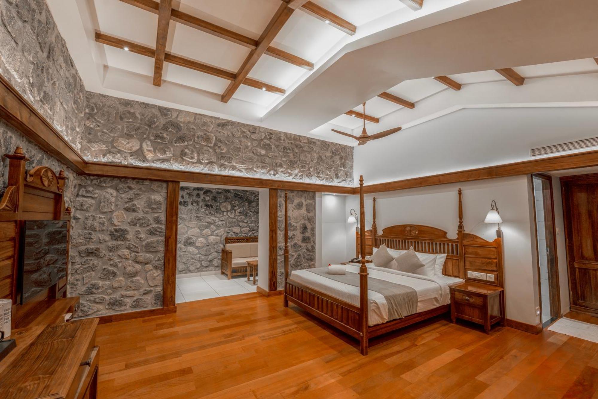 Le Montfort Resort Munnar Bagian luar foto
