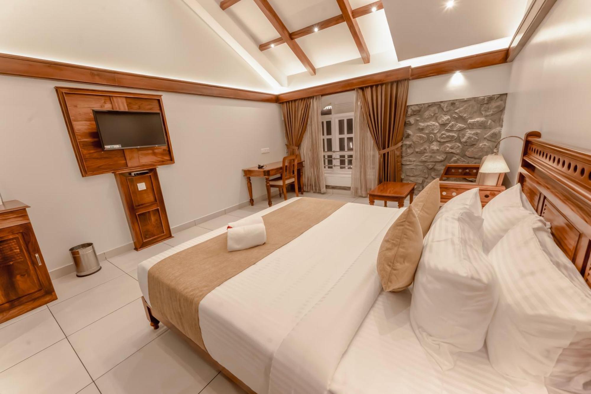 Le Montfort Resort Munnar Bagian luar foto
